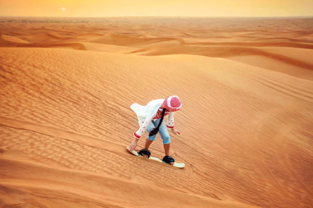 Riyadh 4x4 Desert Safari with Snacks & Transfer